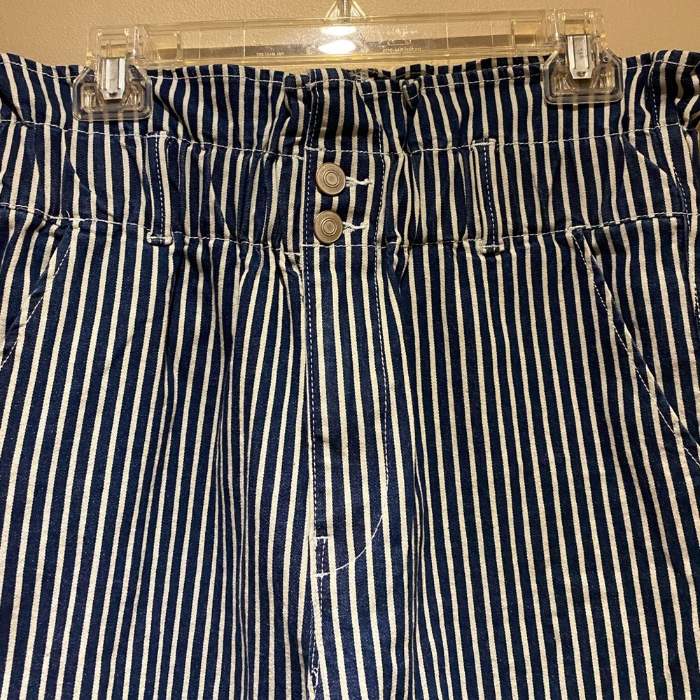 High Waisted Stripped Mom Jeans
